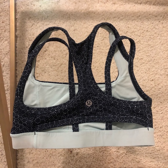 Lululemon Energy Bra (Size 4) - Picture 2 of 3